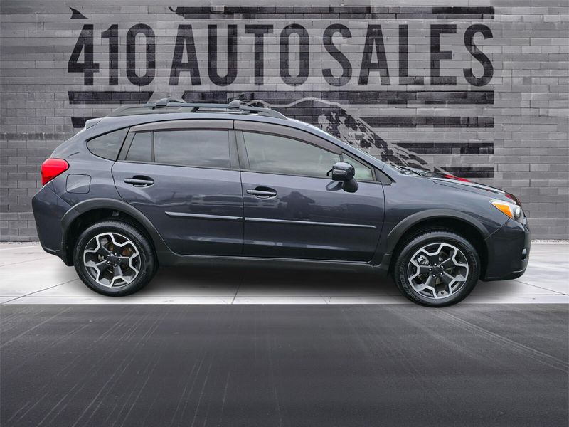 2015 Subaru XV Crosstrek 2.0i Limited Upper Image 2