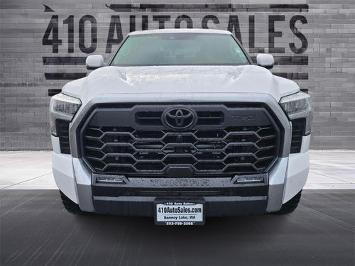 2023 Toyota Tundra Limited Lower Image 3
