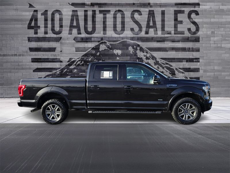 2015 Ford F-150 Lariat SuperCrew Upper Image 2
