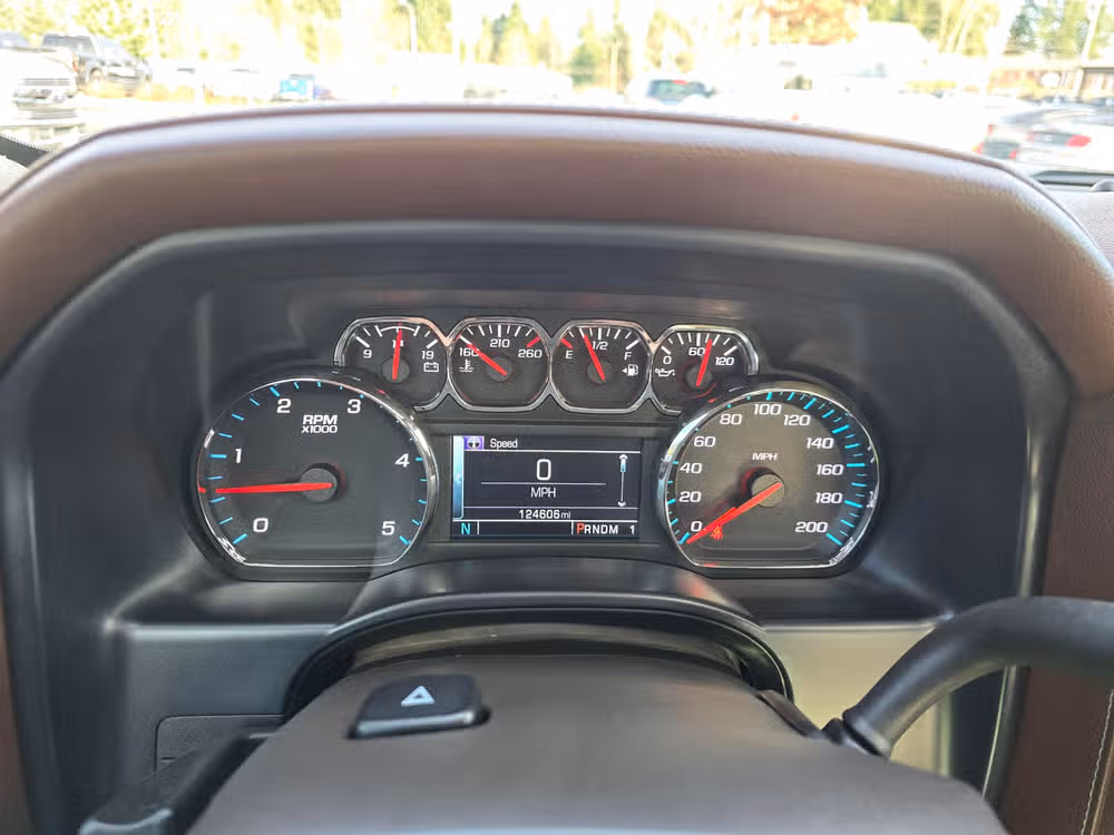 2015 Chevy Silverado 3500HD High Country Image 15