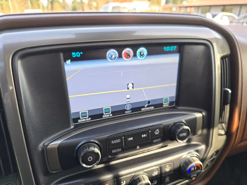 2015 Chevy Silverado 3500HD High Country Image 16