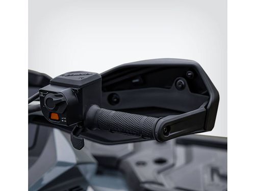 2024 CFMOTO CFORCE 1000 Touring Lower Image 1
